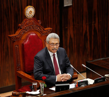 श्रीलंकामा मन्त्रीहरूको सामूहिक राजीनामापछि विपक्षीलाई सरकारमा सहभागी हुन राष्ट्रपतिको आह्वान